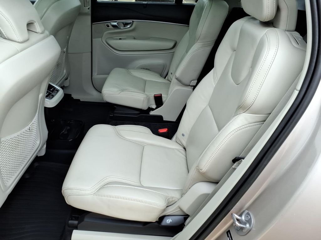 Used 2023 Gold Volvo Ultimate image 13