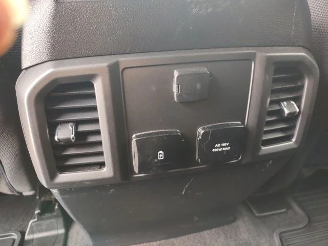 Certified Used 2020 Oxford White Ford XLT image 18