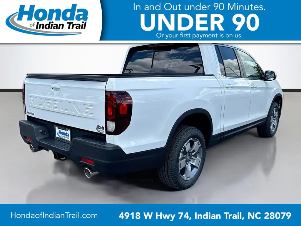 New 2026 Platinum White Pearl Honda RTL image 3