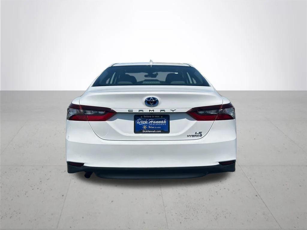 Used 2021 White Toyota LE image 8