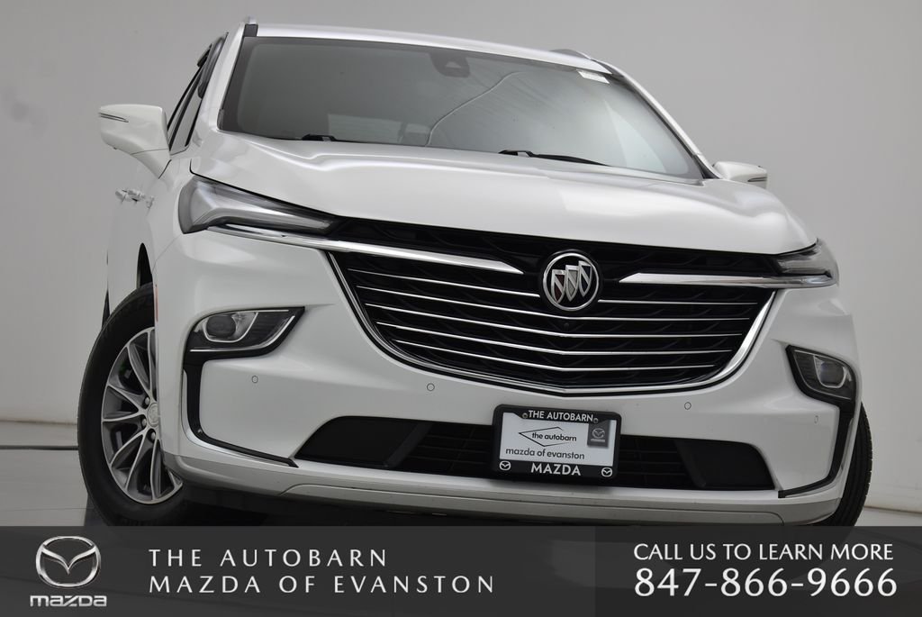 Used 2022 Summit White Buick Essence image 3