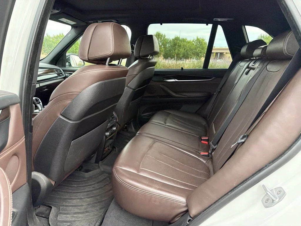 Used 2017 White BMW xDrive40e image 11