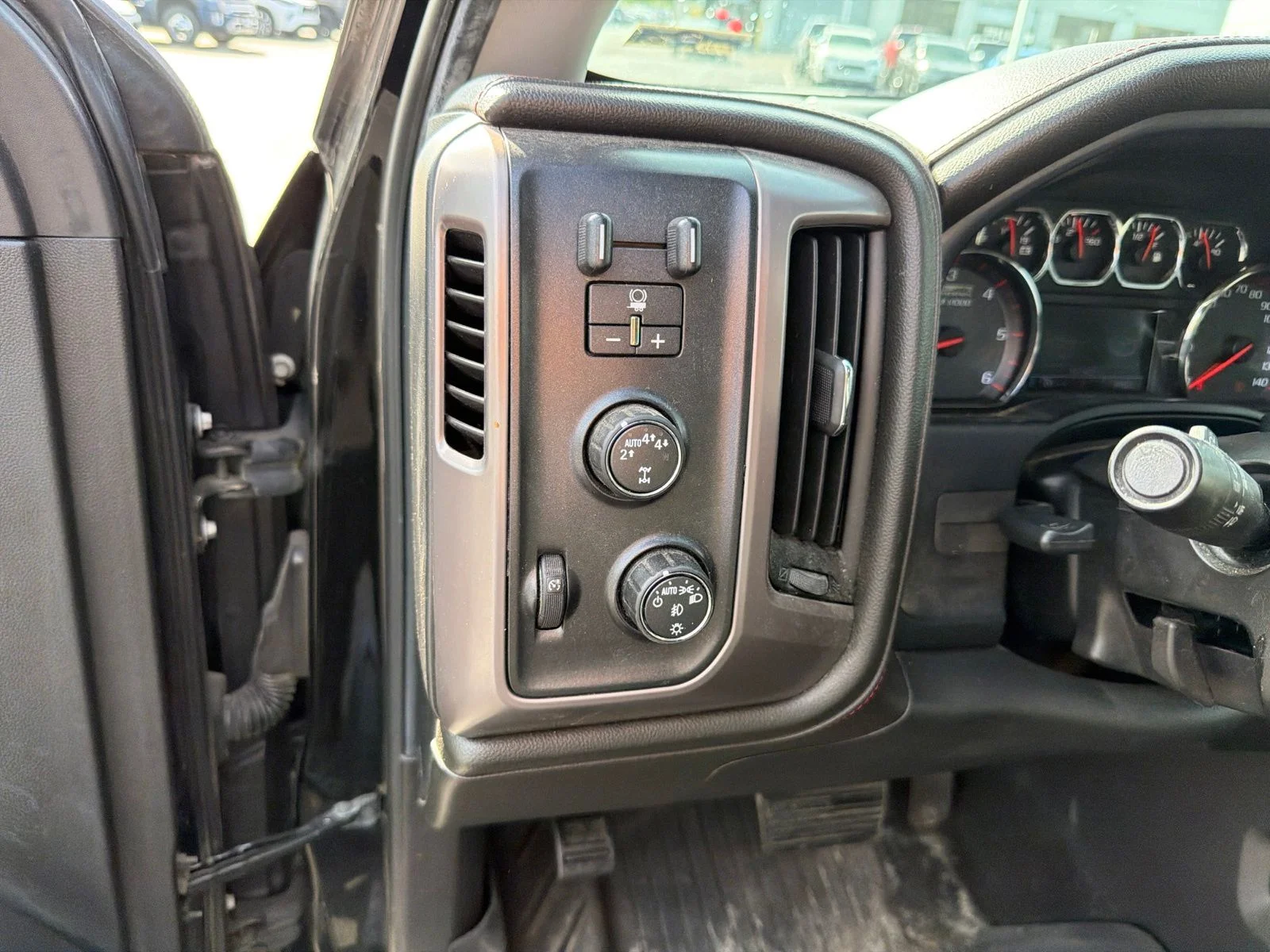 Used 2017 Black GMC SLT image 14