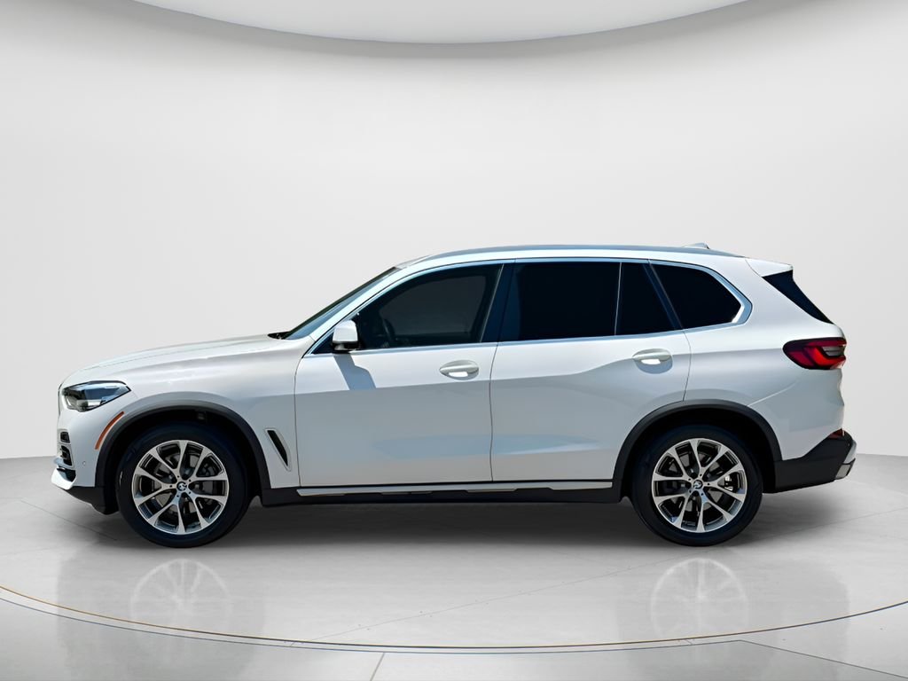 Used 2022 White BMW xDrive40i image 8