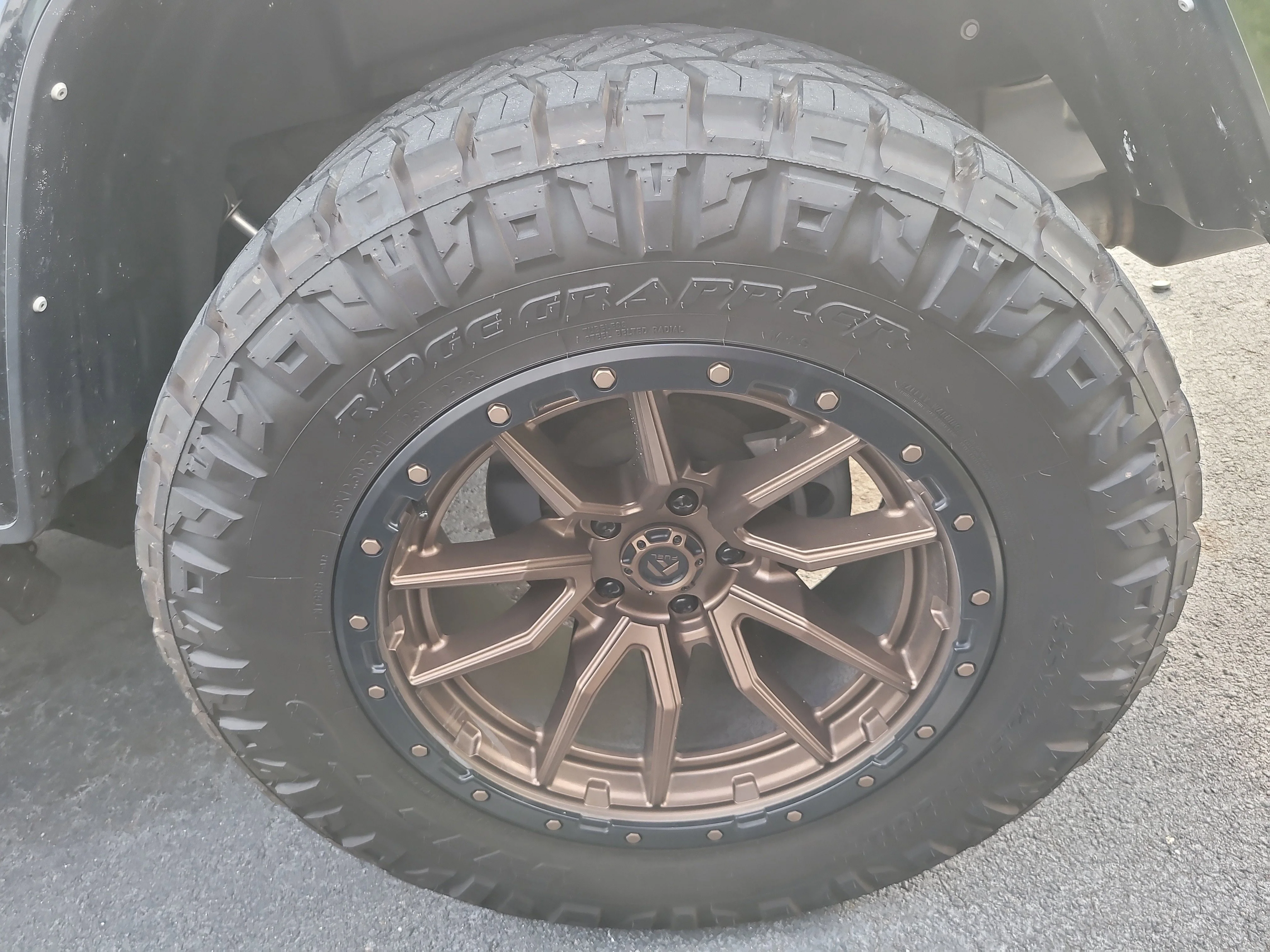 Used 2021 Black Clearcoat Jeep High Altitude image 7