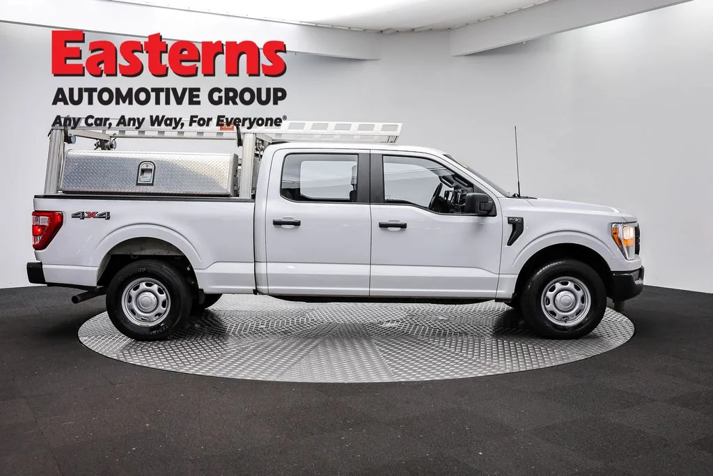 Used 2022 White Ford XL image 4