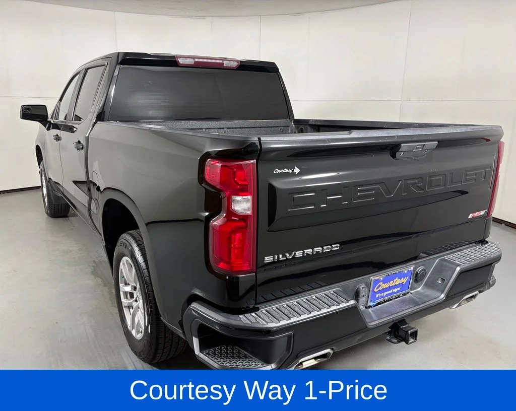 Used 2021 Black Chevrolet RST image 6