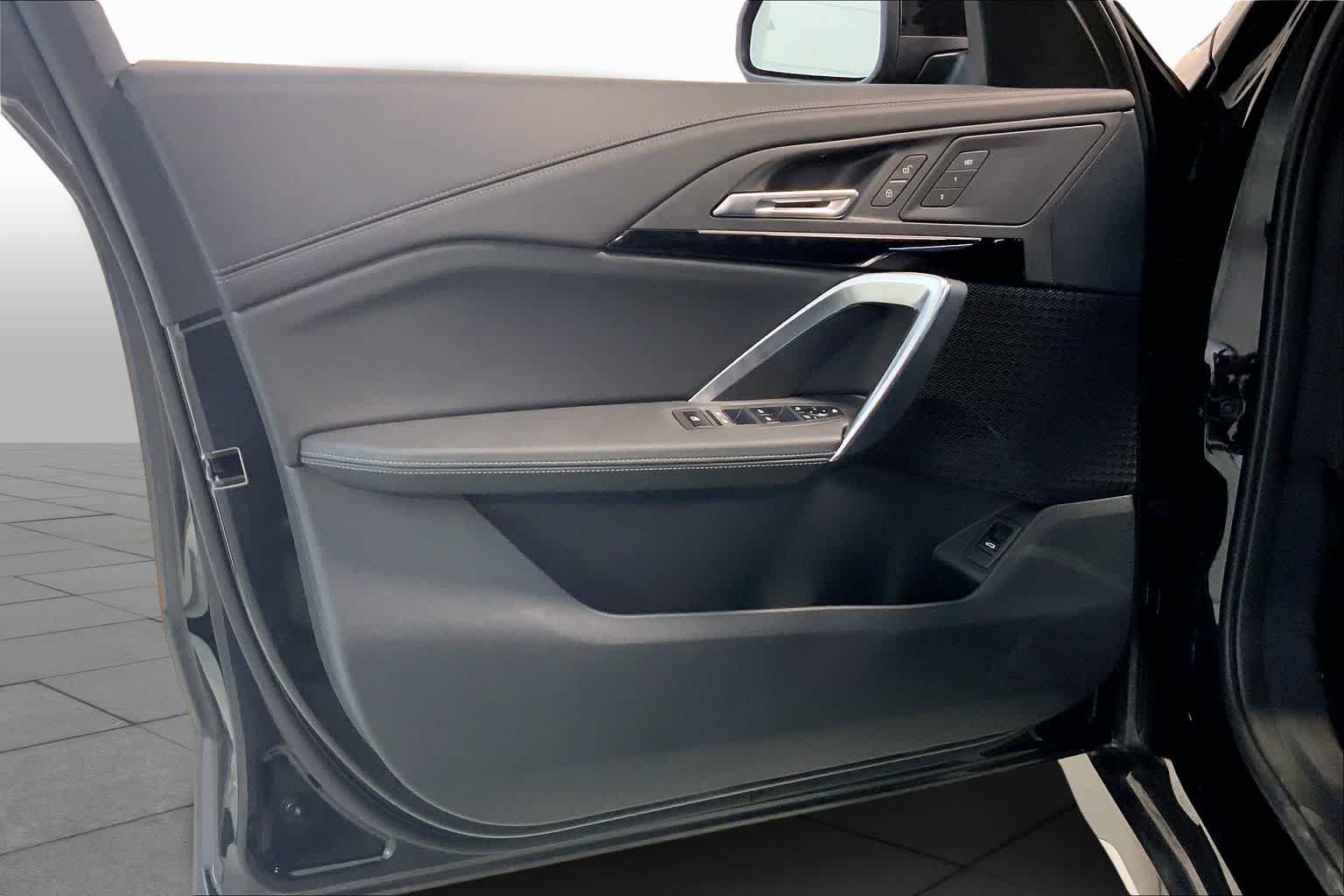 2025 BMW X1 XDrive28i - Photo 10