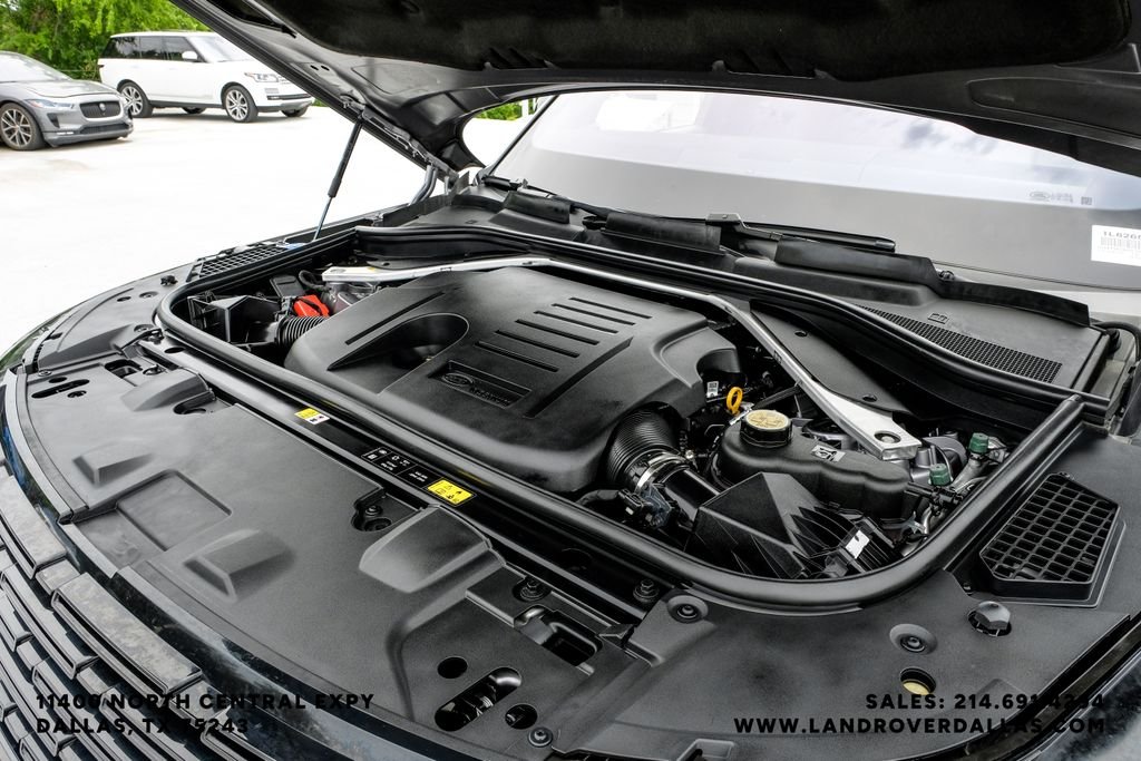 Used 2023 Eiger Gray Metallic Land Rover SE image 57