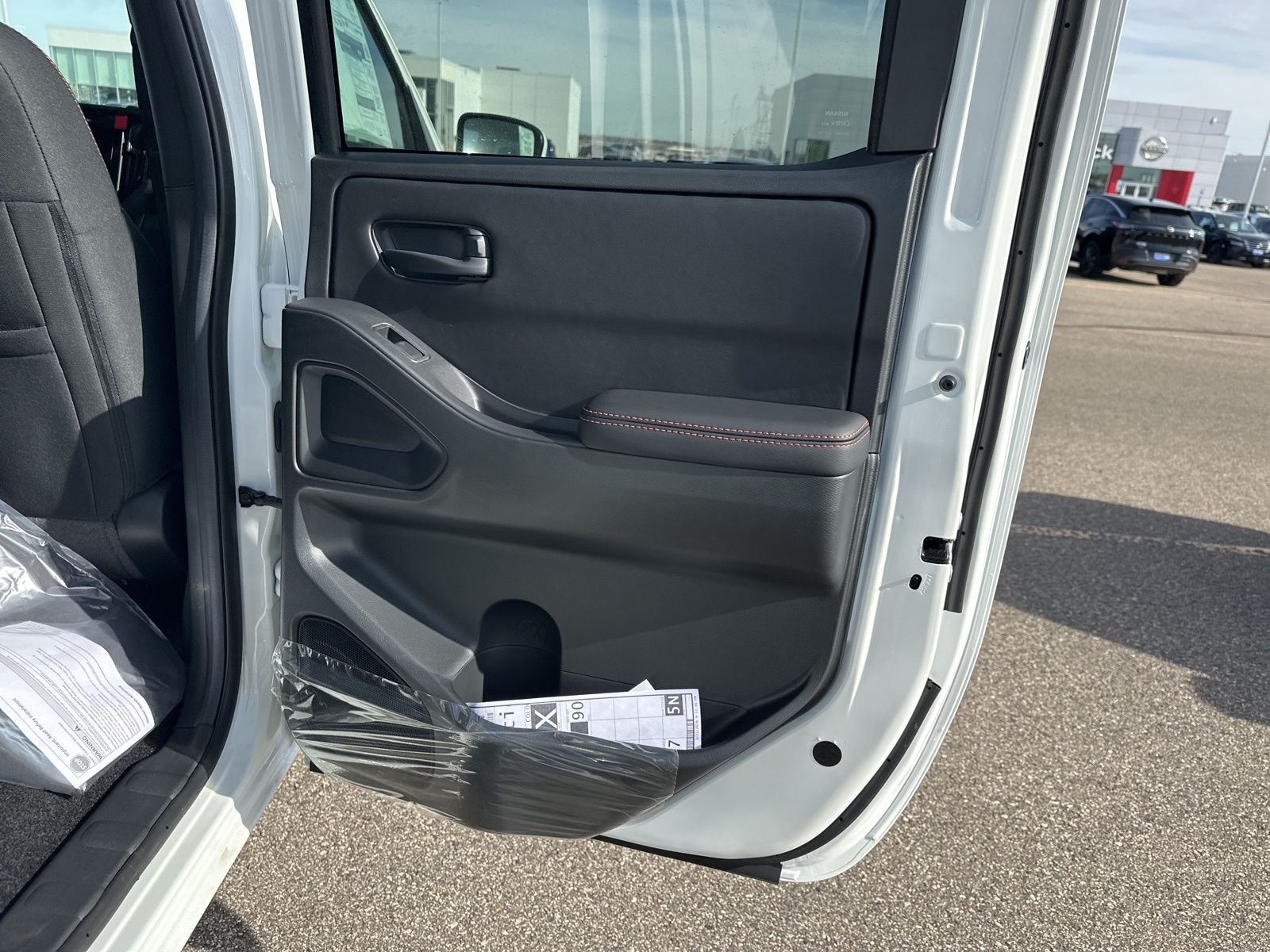 New 2026 White Nissan PRO-4X image 29