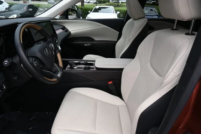 Used 2025 Brown Lexus 350 Premium Plus image 17