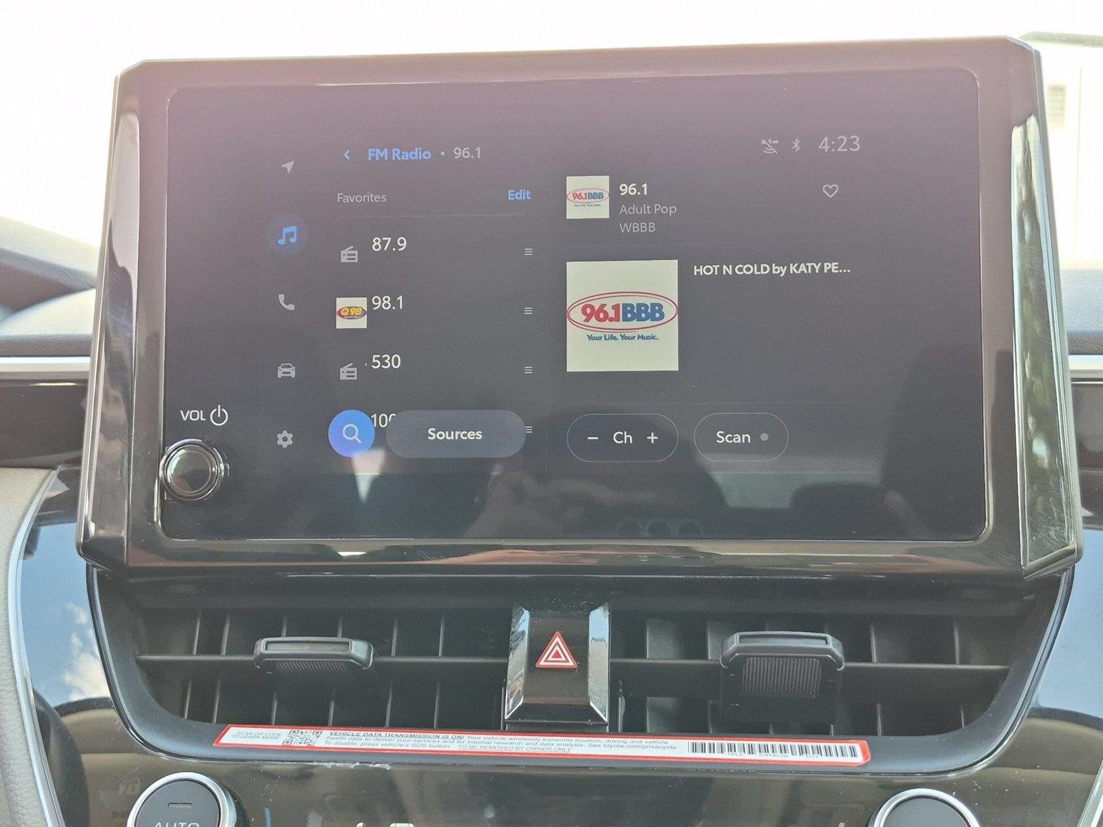 Used 2026 Wind Chill Pearl Toyota LE image 24