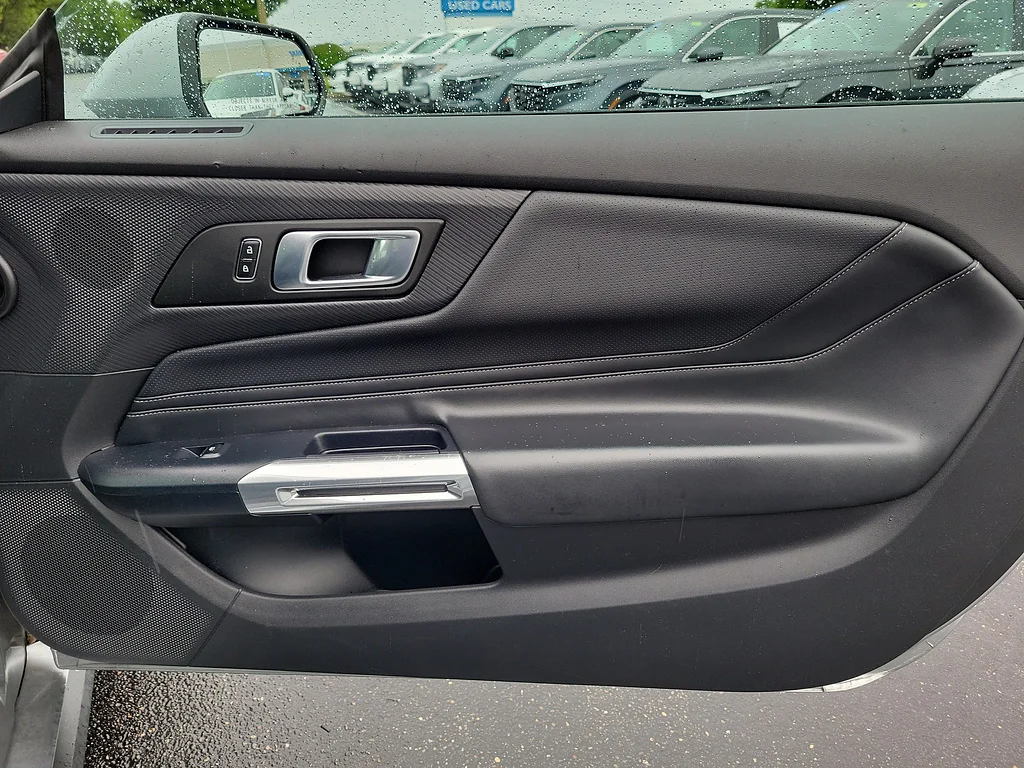 Used 2024 Iconic Silver Ford EcoBoost Premium image 24