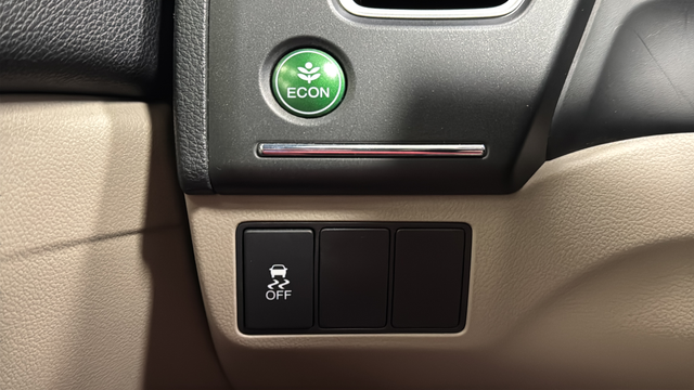 Used 2014 White Honda LX image 26