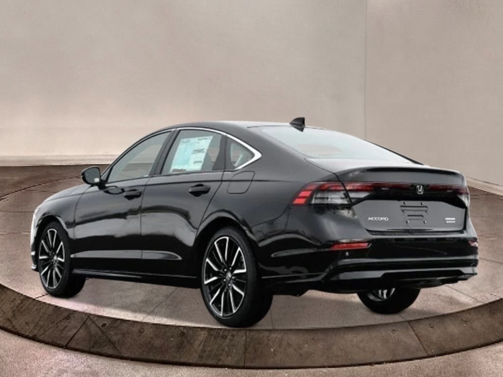New 2026 Crystal Black Pearl Honda Touring image 3