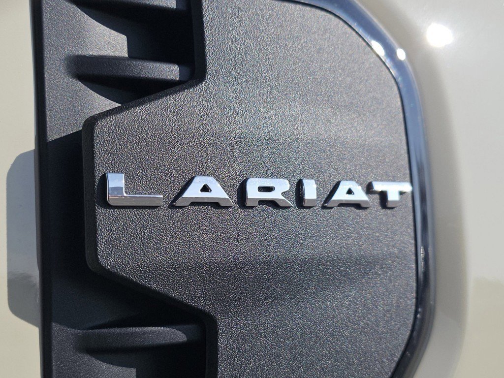 New 2025 Desert Sand Ford LARIAT image 19