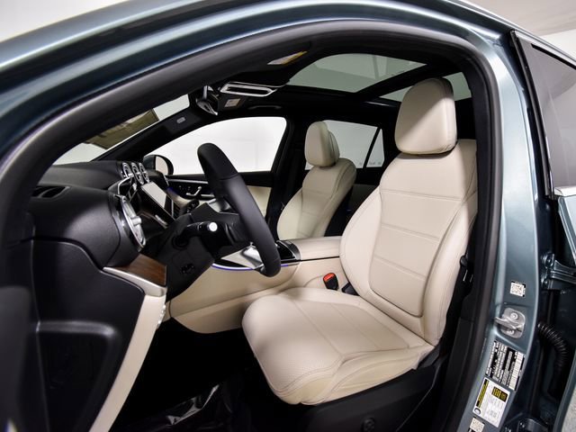 New 2026 Verde Silver Metallic Mercedes-Benz GLC 300 image 45
