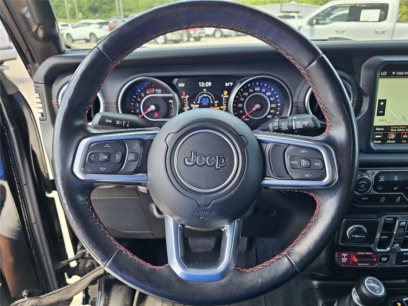 Certified Used 2020 Black Clearcoat Jeep Recon image 21