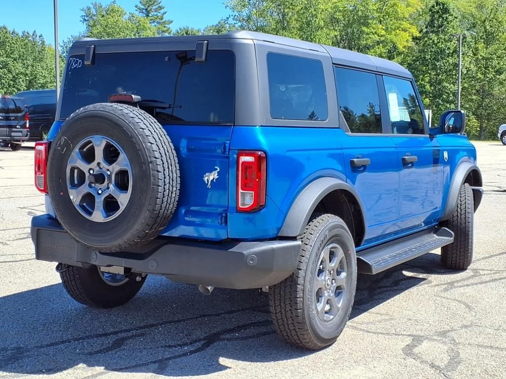 Used 2025 Blue Ford Big Bend image 3