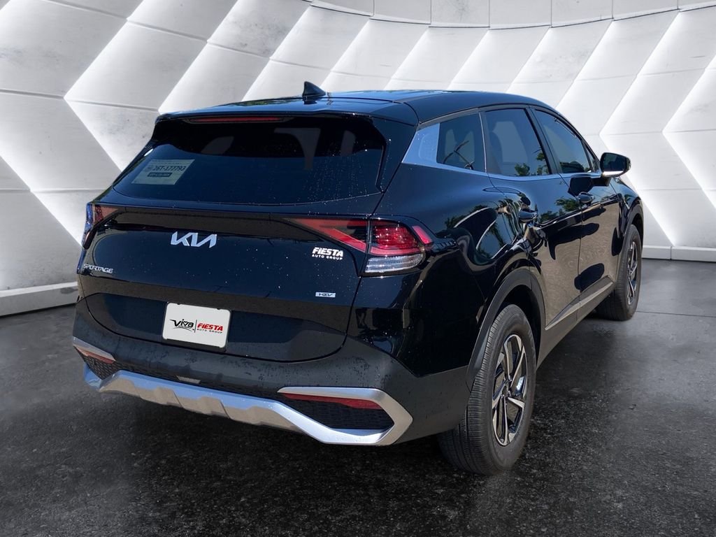 Used 2025 Black Kia LX image 4