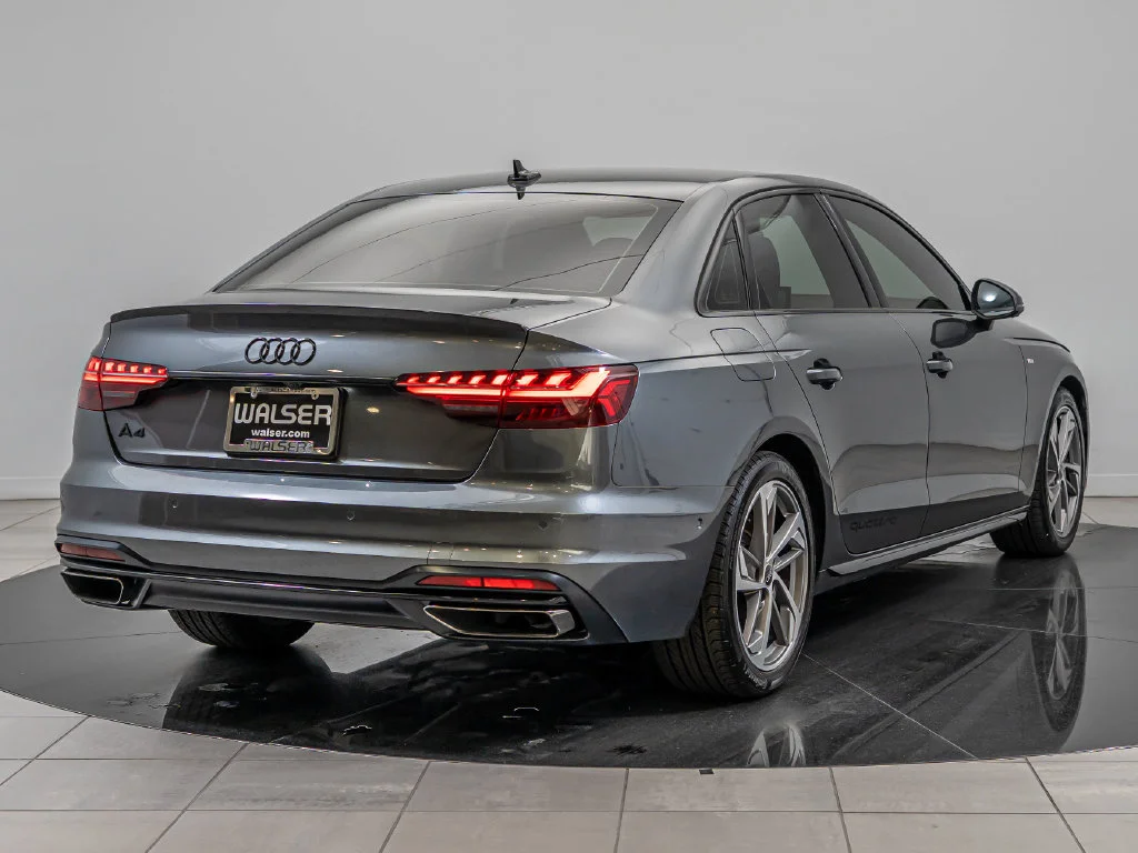 Used 2023 Daytona Gray Pearl Effect Audi 45 S line Prestige image 10
