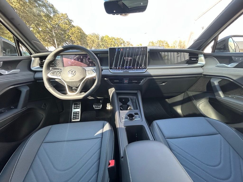 New 2026 White/off-white Volkswagen 2.0T SE R-Line Black image 8