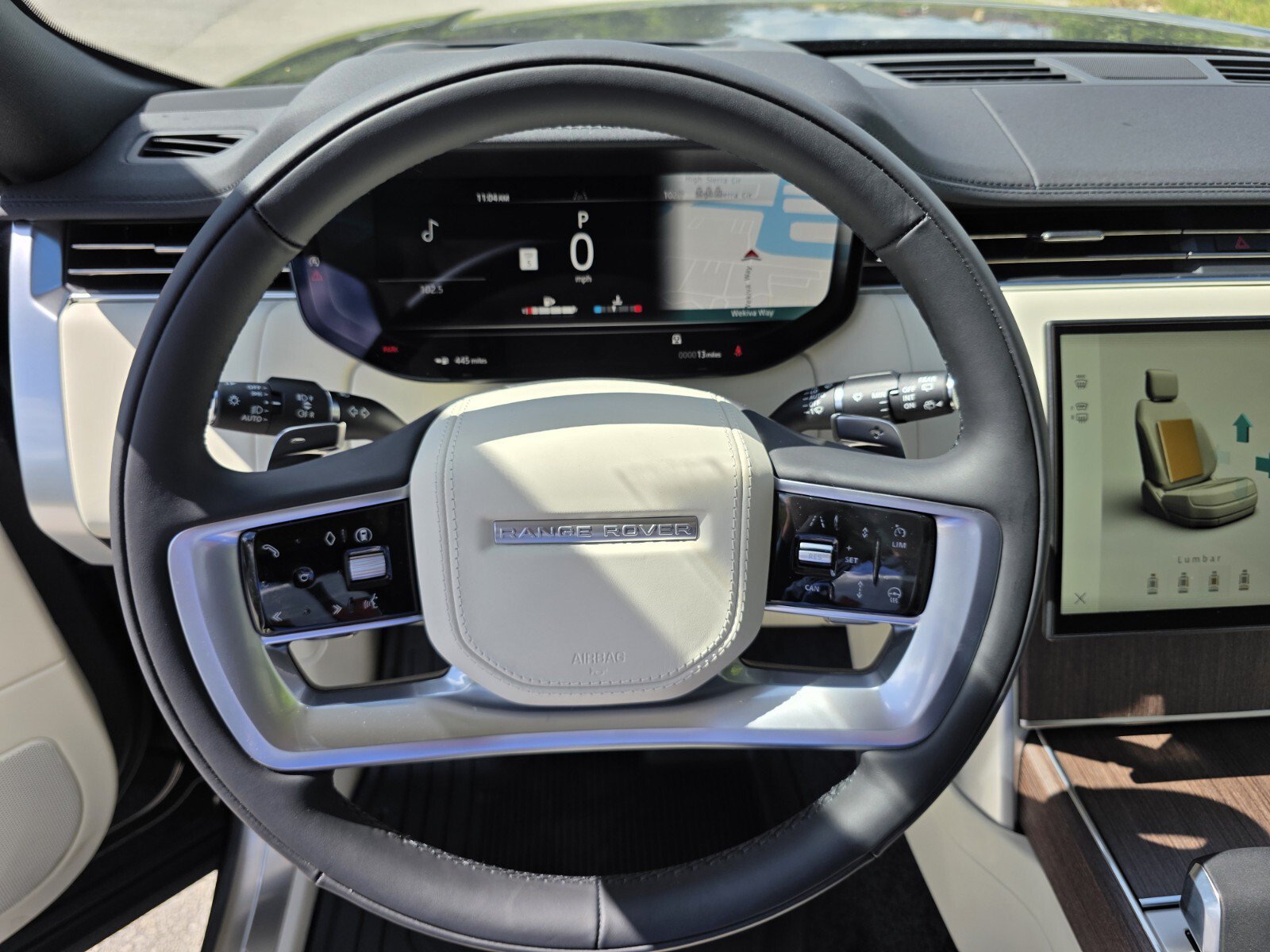 New 2026 Santorini Black Land Rover P400 SE image 15