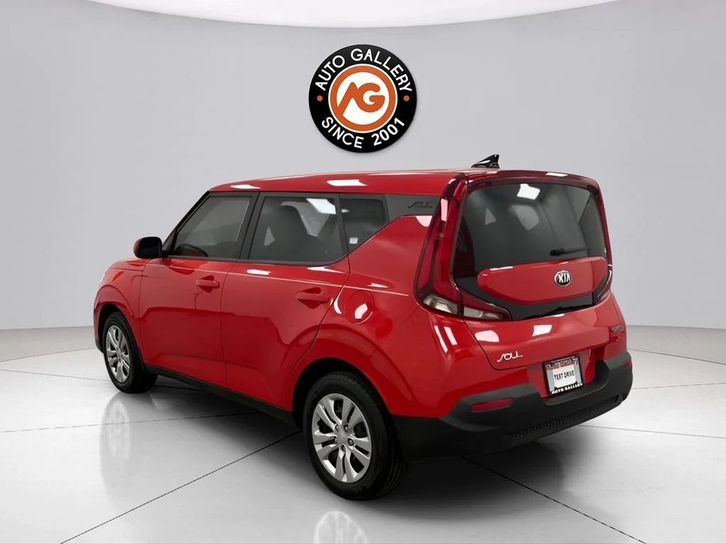 Used 2020 Red Kia LX image 5
