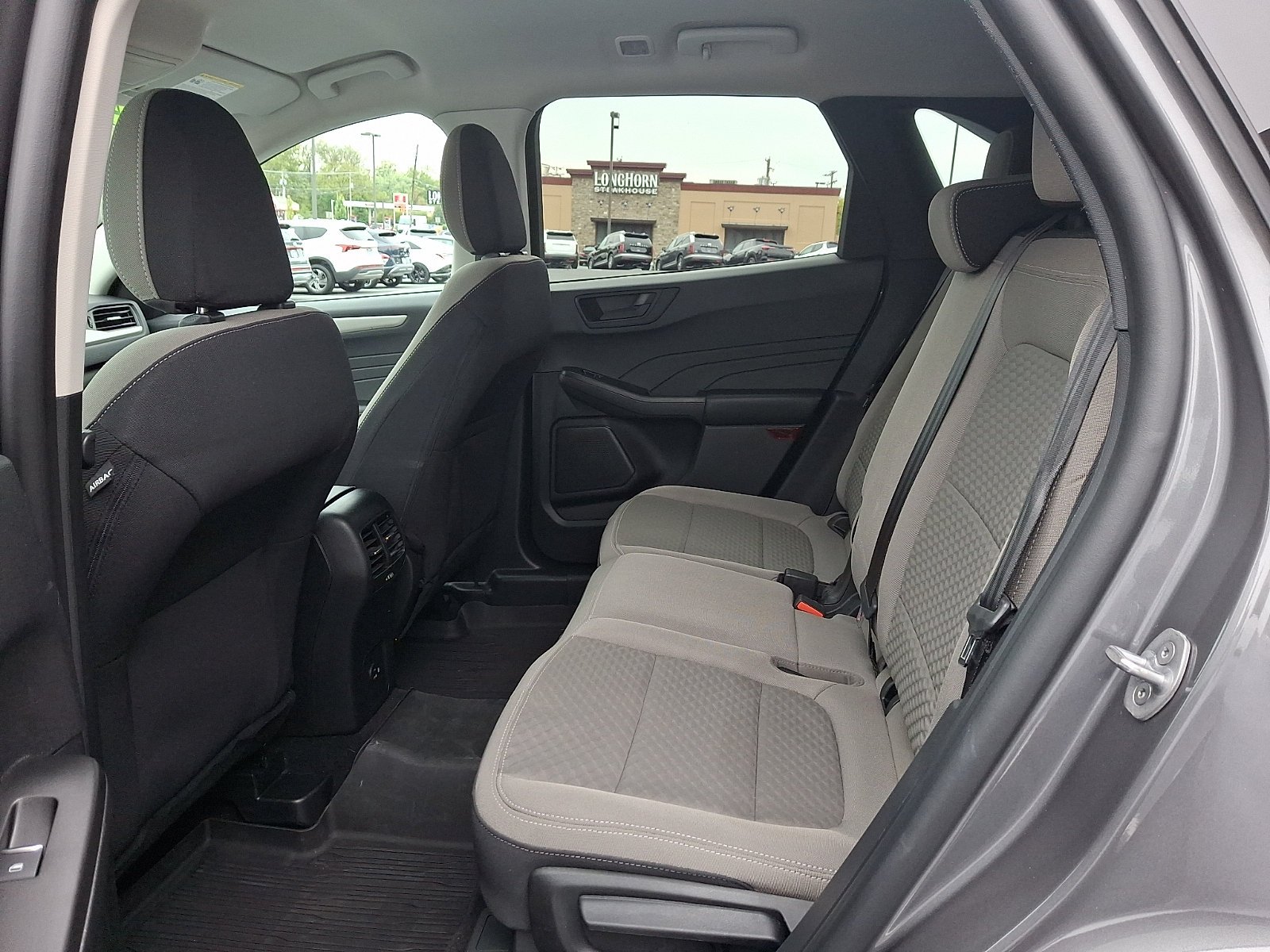 2022 Ford Escape SE - Photo 10