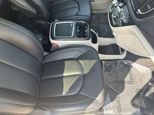 Used 2024 Black Chrysler Touring L image 28