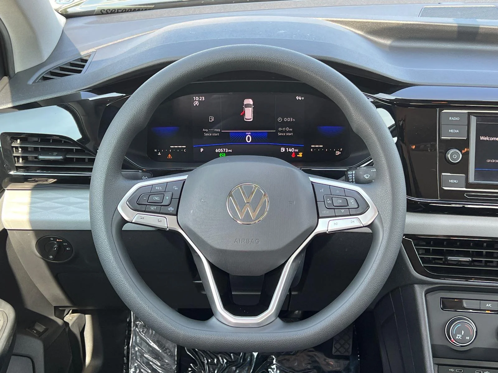 Used 2022 BLACK Volkswagen S image 23