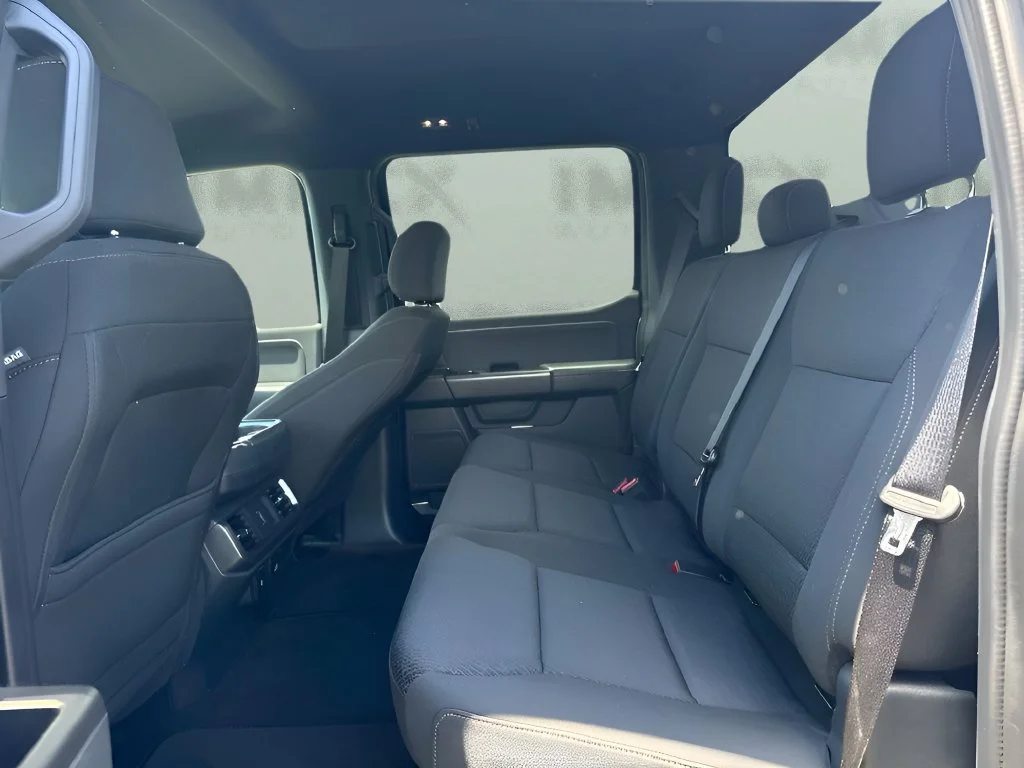 Used 2024 Gray Ford XLT image 11