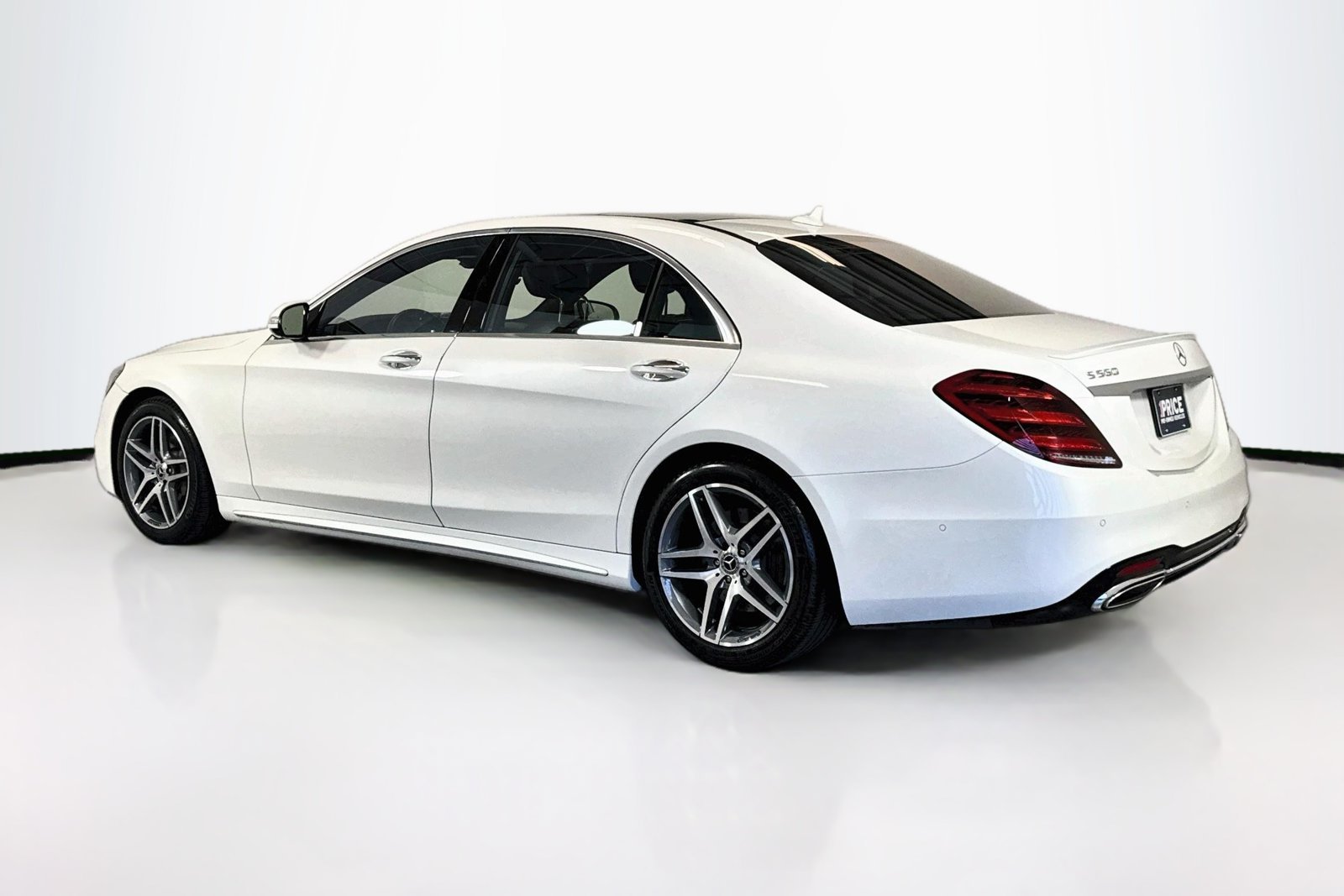 Used 2019 Designo Diamond White Mercedes-Benz S 560 image 7