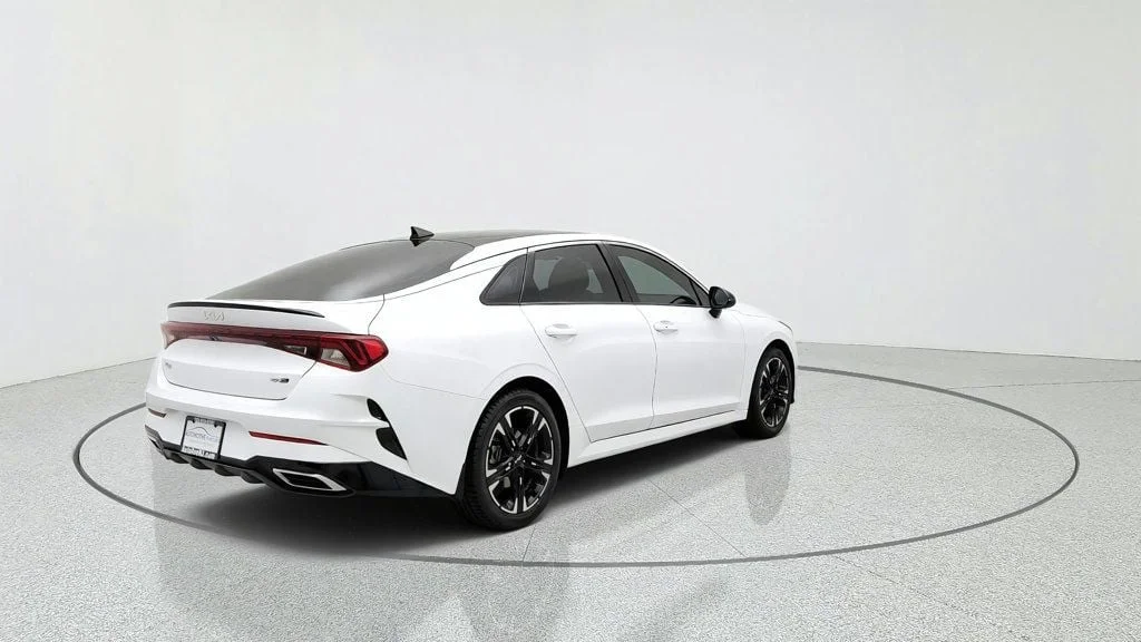Used 2022 Glacial White Pearl Kia GT-Line Automatic FWD w/ Premium Package image 5