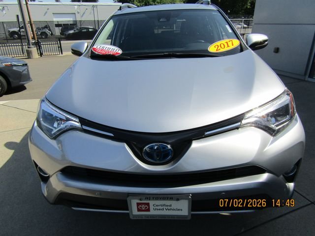 Used 2017 Silver Sky Metallic Toyota Limited image 2