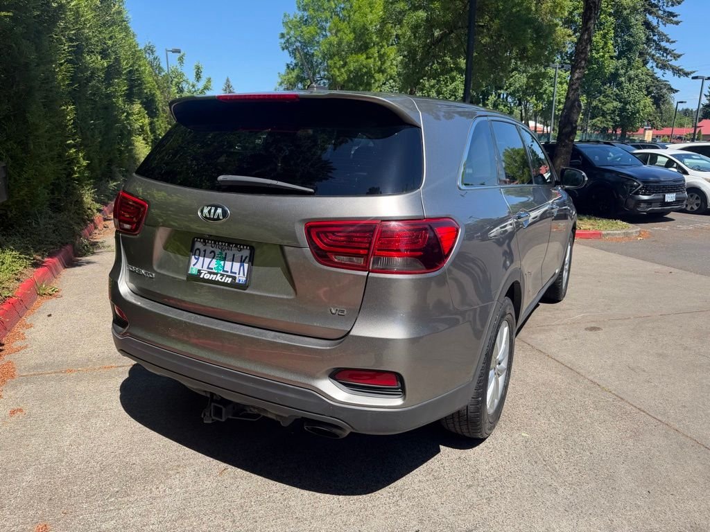 Used 2019 Titanium Silver Kia LX image 4
