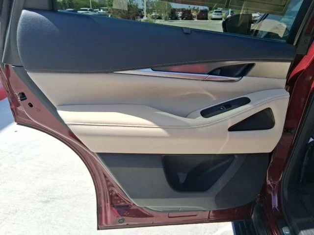 Used 2024 Red INFINITI LUXE image 15