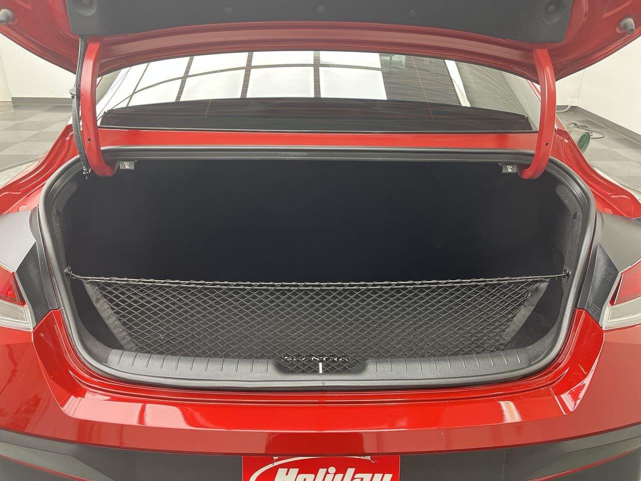 Used 2025 Ultimate Red Hyundai SE image 22