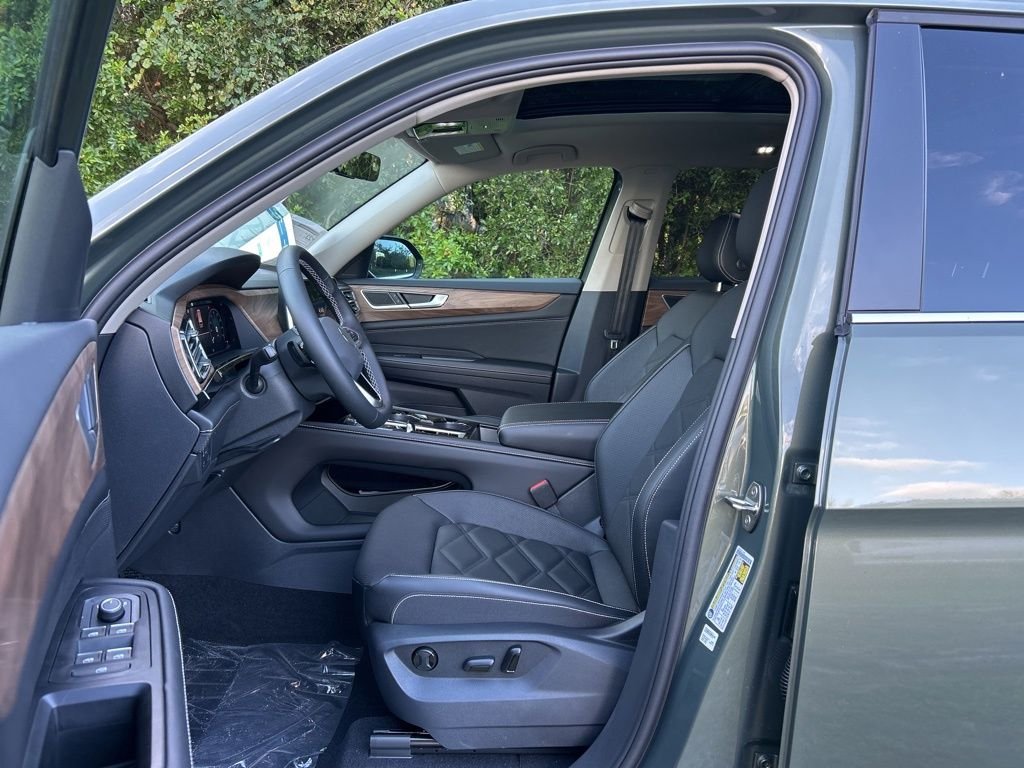 2026 Volkswagen Atlas SE w/Tech - Photo 9