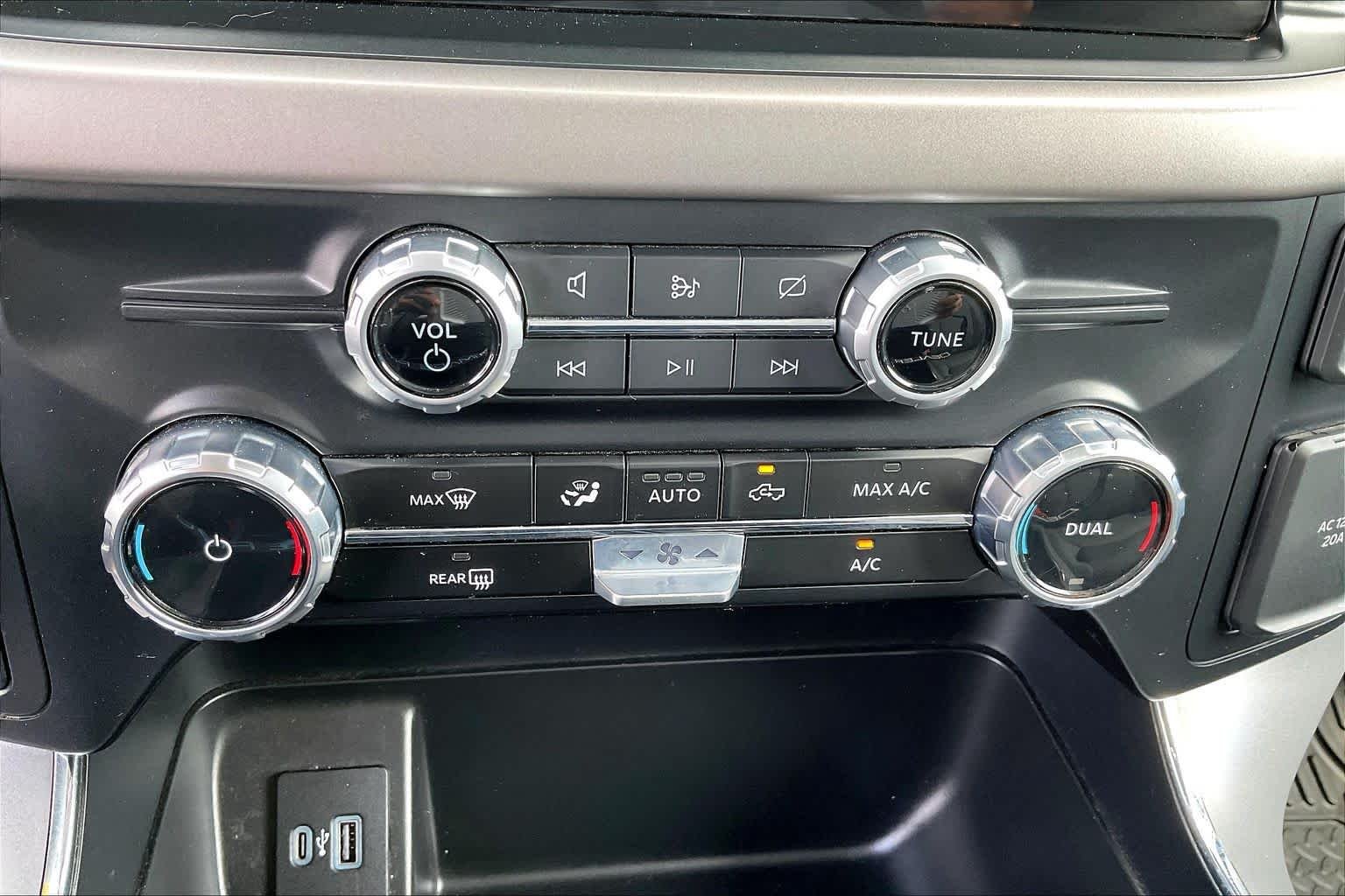Used 2024 Carbonized Gray Ford XLT image 49