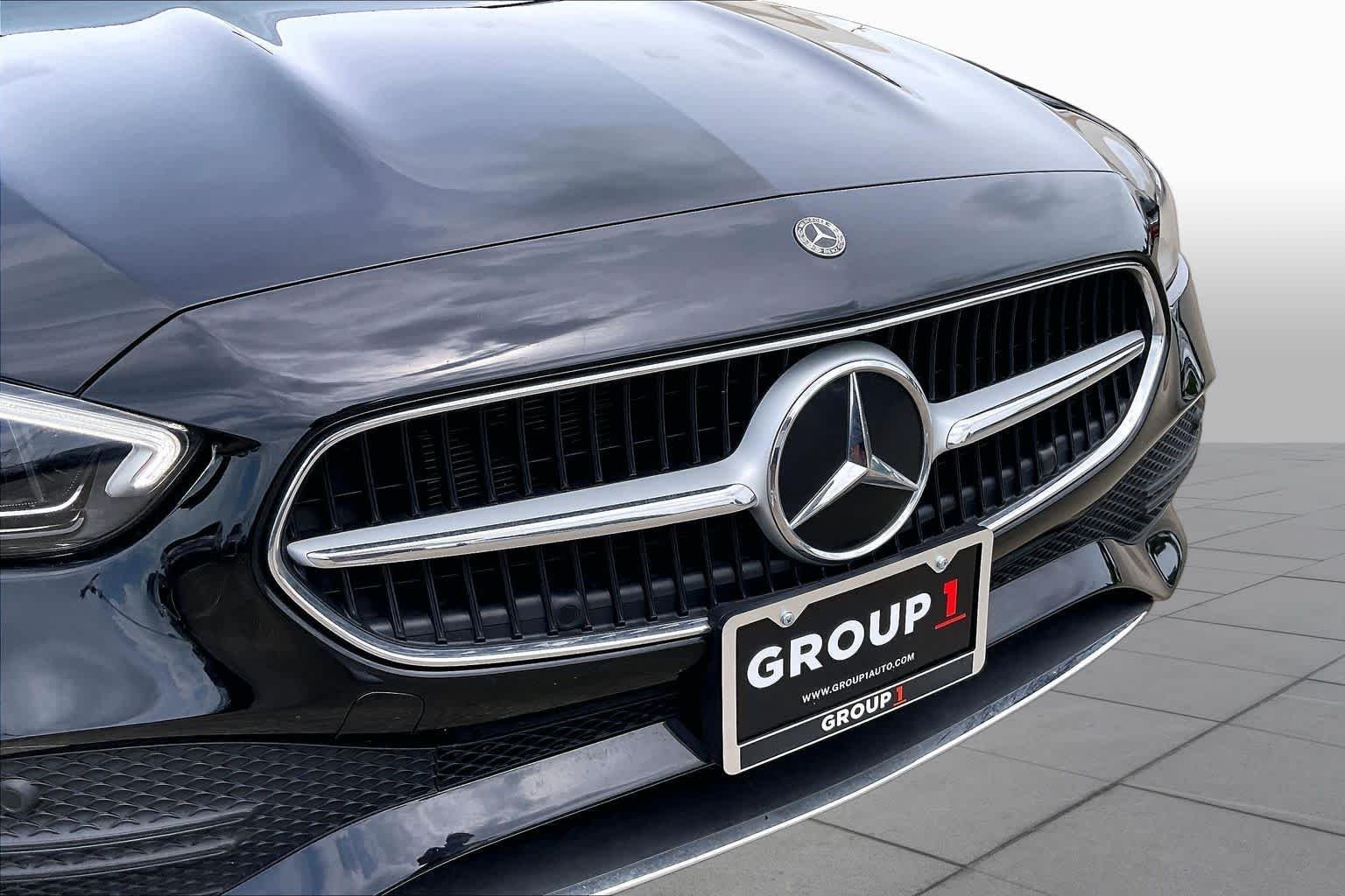 Used 2025 Black Mercedes-Benz C 300 image 27