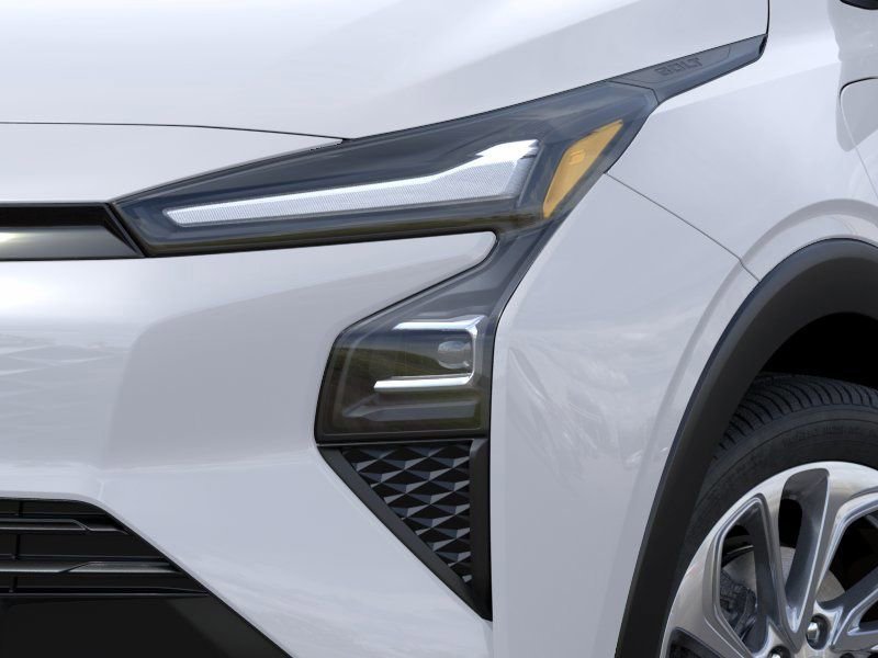 New 2027 Summit White Chevrolet LT image 12