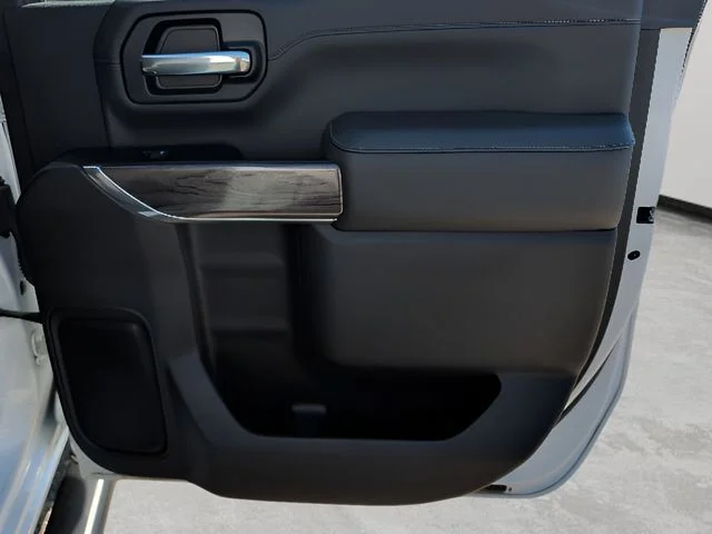 2023 Chevrolet Silverado 2500HD LTZ - Photo 39