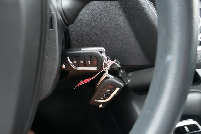 Certified Used 2022 Silver Toyota LE image 28