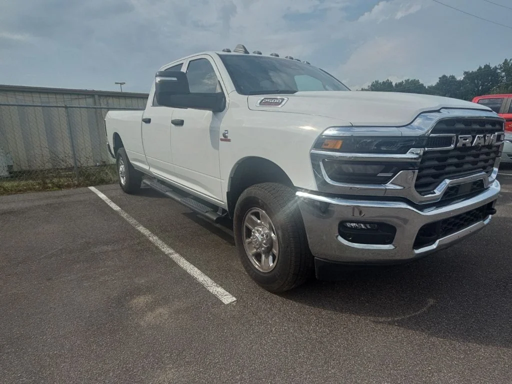 Used 2025 White Ram Tradesman image 5