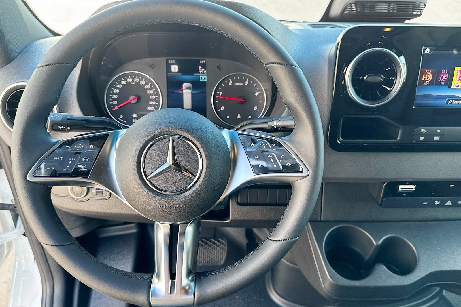 New 2026 Arctic White Mercedes-Benz  image 11