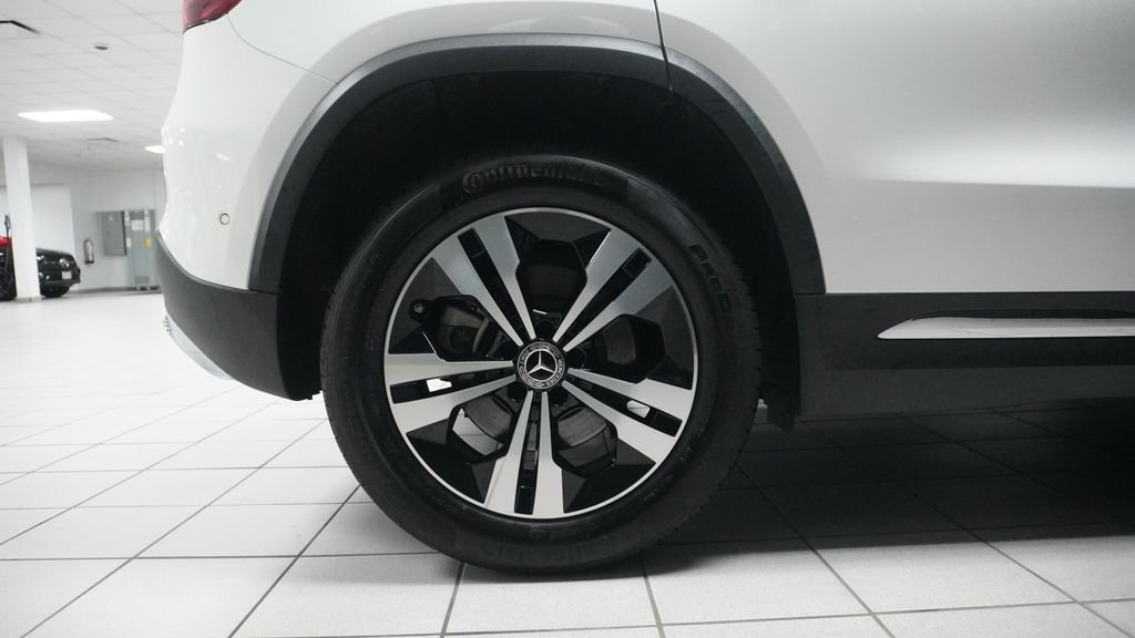 Certified Used 2026 White Mercedes-Benz GLA 250 image 19