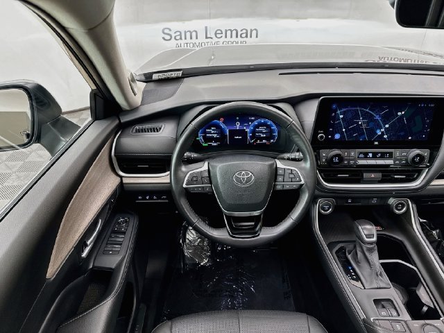2025 Toyota Grand Highlander Limited - Photo 23