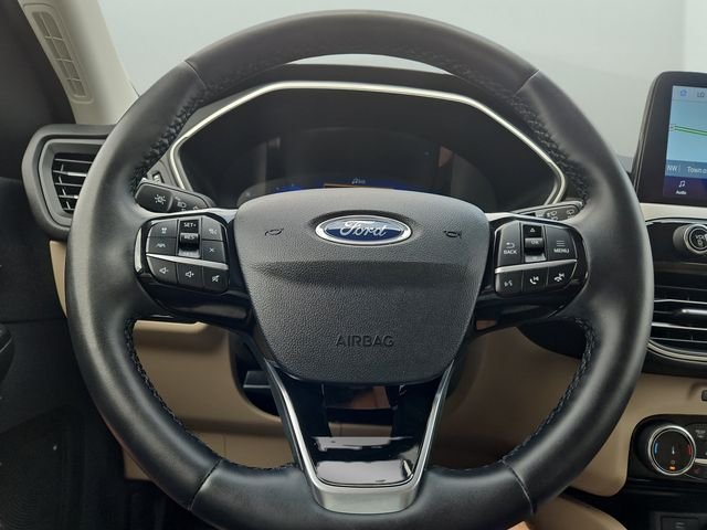 Used 2022 Blue Metallic Ford SEL image 25