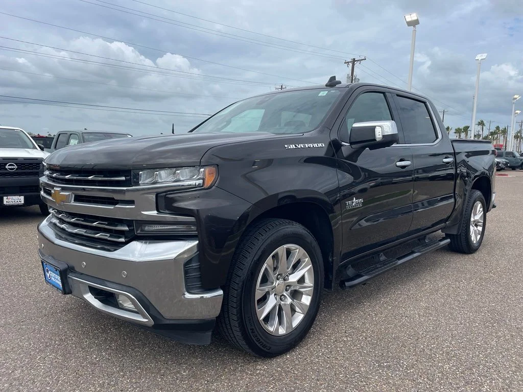 Used 2019 Brown Chevrolet LTZ image 3